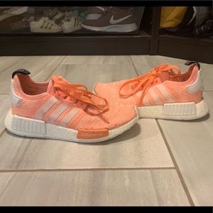 Adidas NMD R1 Sun Glow Salmon Pink Haze Coral